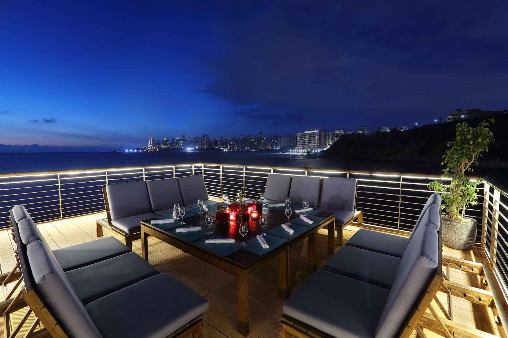 Kempinski Summerland Hotel & Resort Beirut Exterior photo